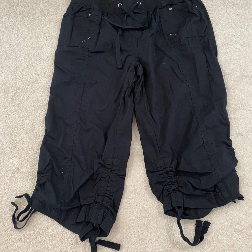 George and Martha Size Lg Capri Black Ladies  Beach